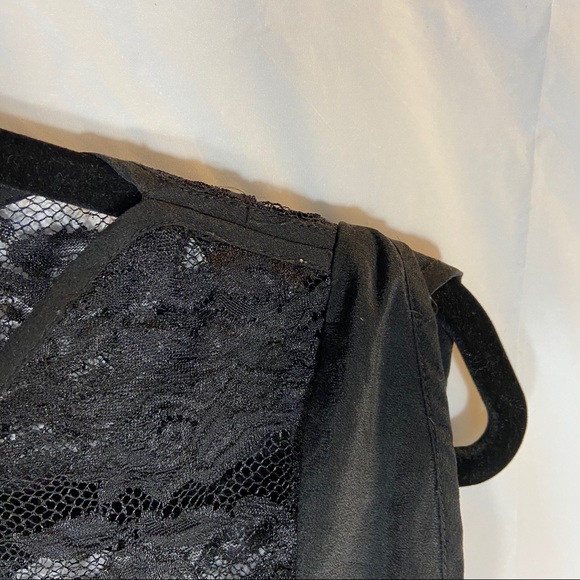 *final price* Vintage! 100% silk! black sleeveless with lace - Picture 3 of 8